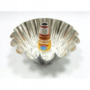 FORMA KARBOWANA 23 Z TULEJĄ Forma na babkę