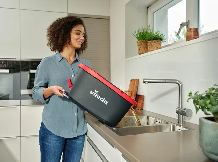 Vileda Turbo Easy Spin & Dry mop obrotowy z wiadrem pedałem i szczotką